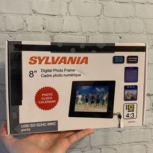Sylvania 8" Digital Photo Frame